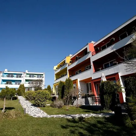 فندق مبيت وإفطار Stayinn Rainbow Houses ساني بيتش